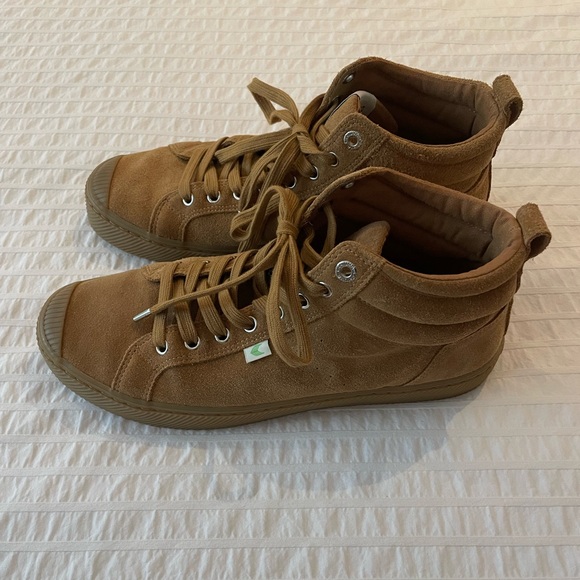 Cariuma OCA High All Camel Suede Sneakers Unisex Men Size 10/Women Size 11.5 - Picture 1 of 7